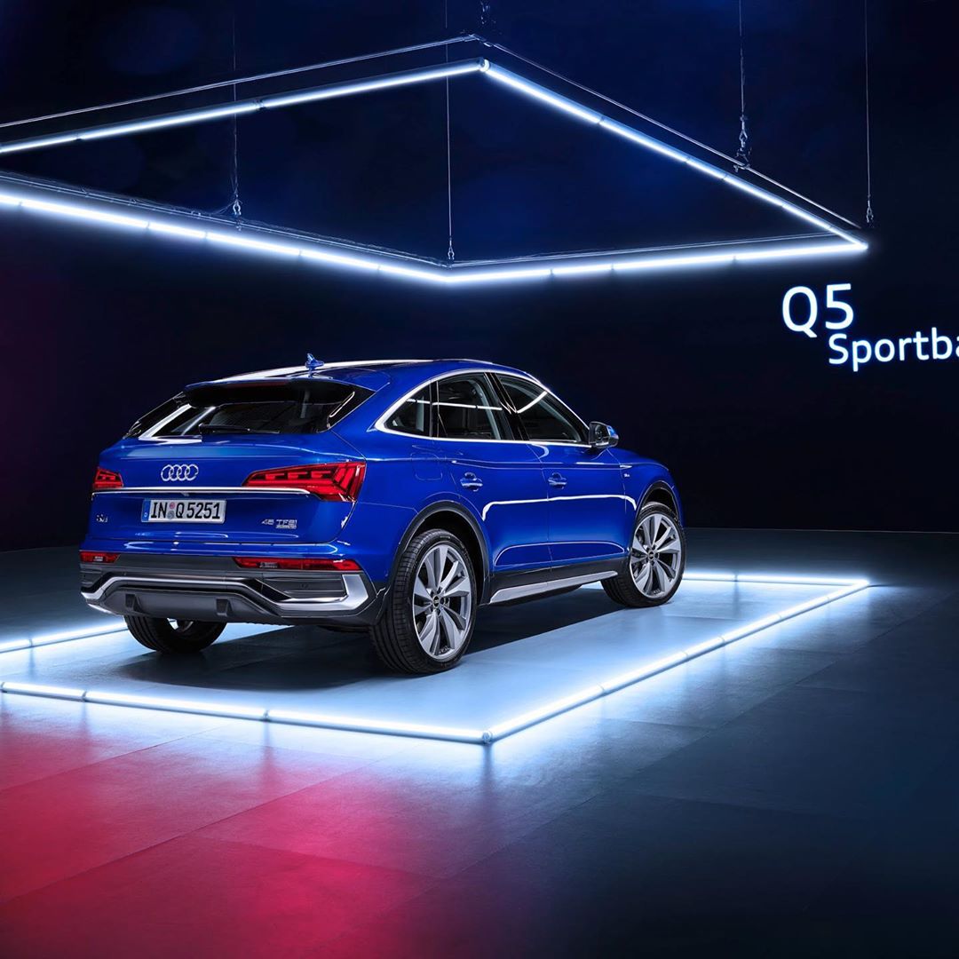 海外实拍新款奥迪q5sportback中型轿跑suv的后起之秀